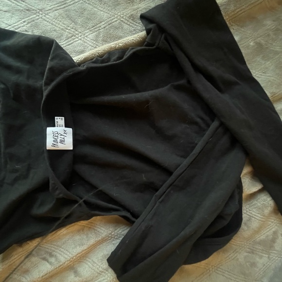 Princess Polly Top: Size Medium - Picture 2 of 2